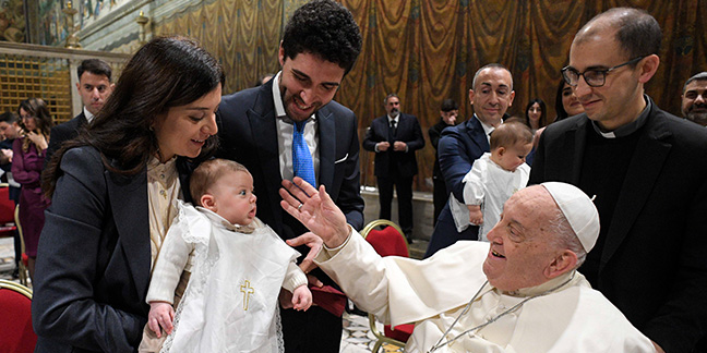 Best gift a child can receive is faith, pope says at baptisms