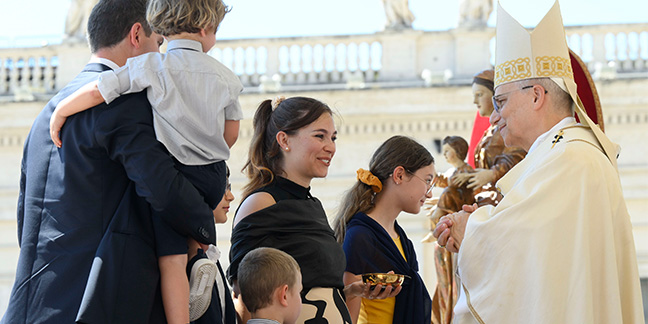 A family's love grounded in Christ is sign of peace for world